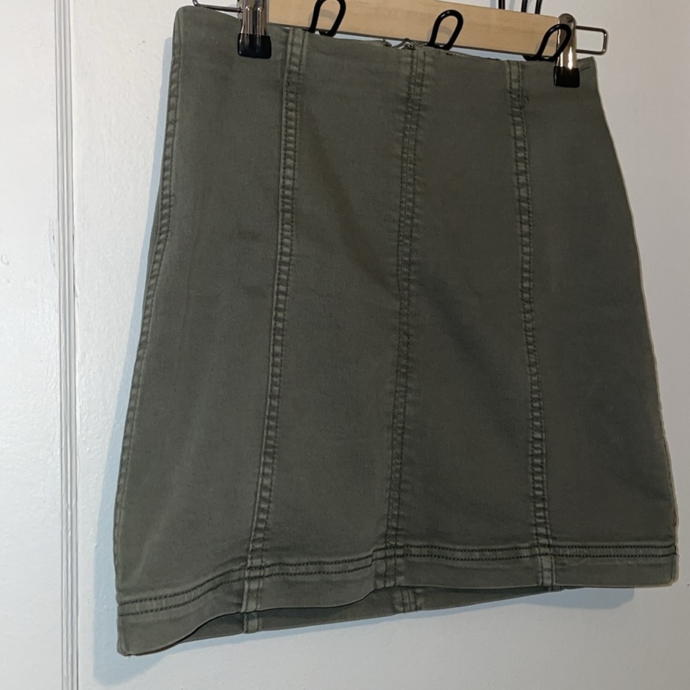 Free People green denim mini skirt - Picture 2 of 8
